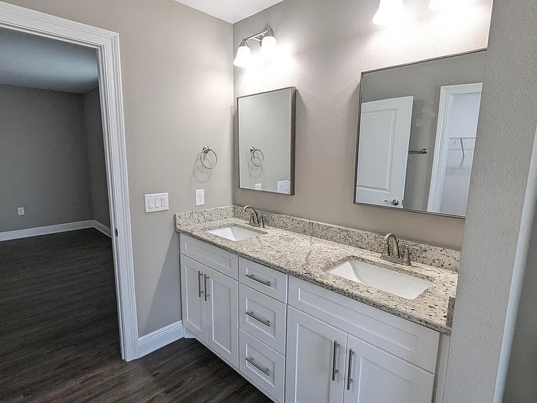 2335 Hadleigh Hills Ct — Photo 28