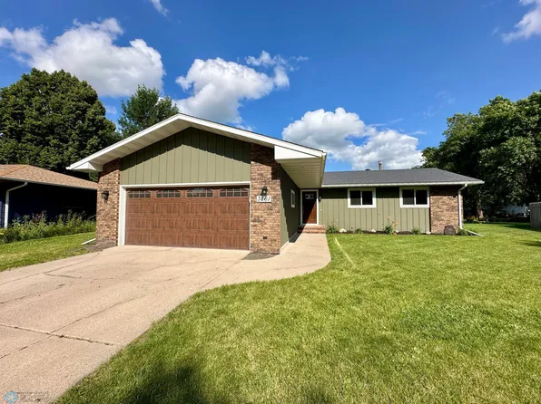 3261 Longfellow Rd N, Fargo, ND 58102