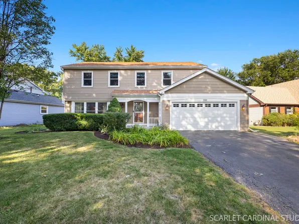 2044 Templar Dr, Naperville, IL 60565