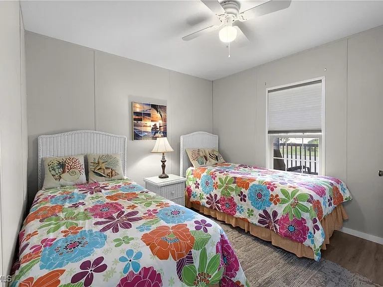 1747 Beverly Dr — Photo 17