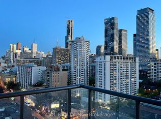 81 Wellesley St E #1404, Toronto, ON M4Y 0C5