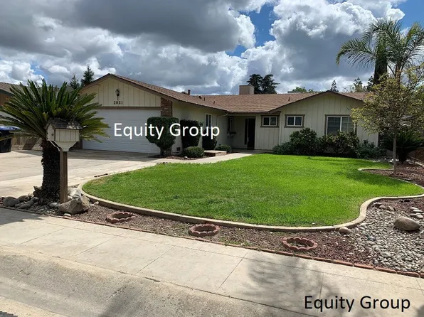 2921 W Country Ave, Visalia, CA 93277