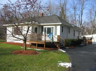 228 Doncaster Rd, Rochester, NY 14623