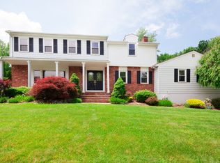 23 Rockledge Ter, Pompton Plains, NJ 07444