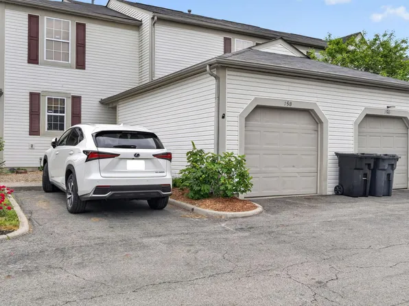 158 Hawkins Ln, Blacklick, OH 43004