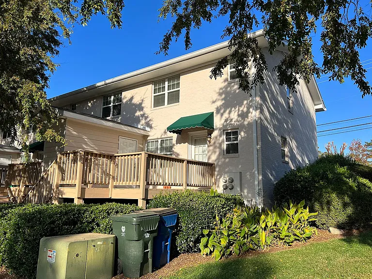 900 Athens Dr #D — Photo 3