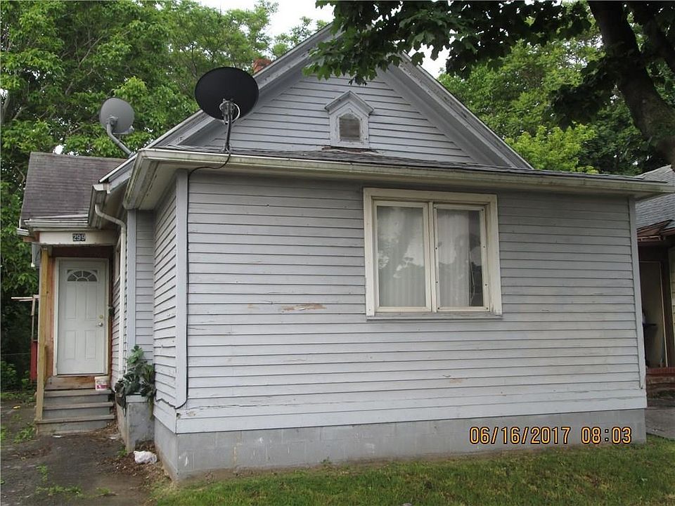 2nd image of 299 Wilder St