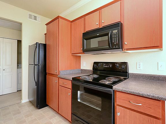 2nd image of 1941 S Pierpont Dr #2007