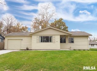 5329 N Arrow Dr, Peoria, IL