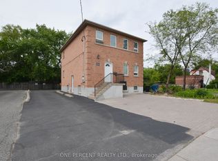 204 Sheppard Ave W, Toronto, ON M2N1N1