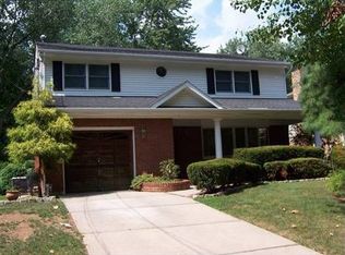 311 Mace St, Staten Island, NY 10306