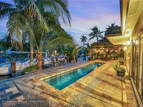 4th image of 1200 Guava Isle