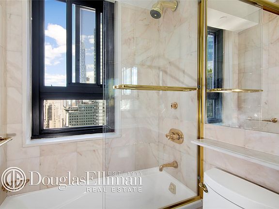 5th image of 347 W 57th St APT 35C