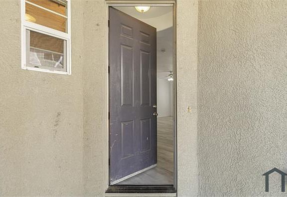 4th image of 3523 Gold Coast Ct