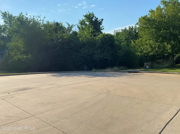 1600 Northport Dr, Jefferson City, MO 65109