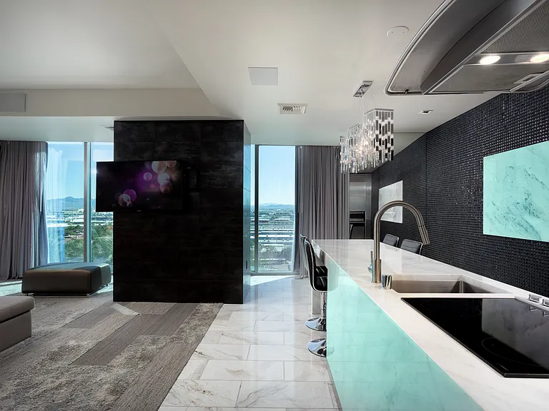 4321 W Flamingo Rd — Photo 6