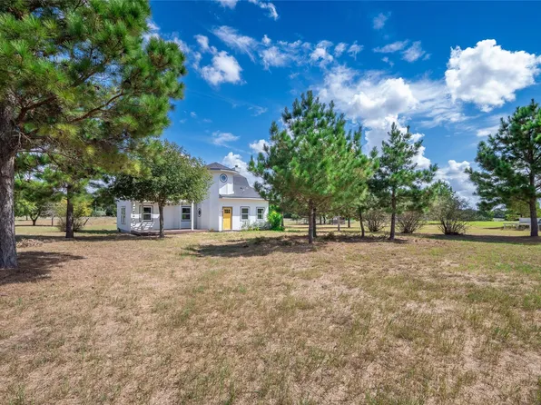 245 Country Ln, Mc Dade, TX 78650