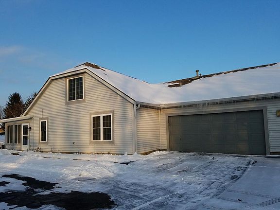 2nd image of 249 Villa Oaks Ln