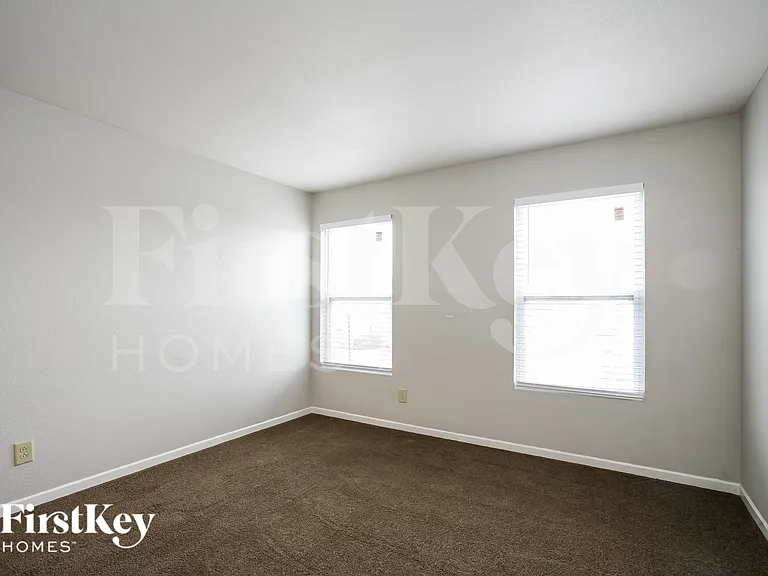 10094 Golden Dr — Photo 15
