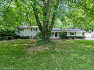 1500 S Sheldon Rd, Canton, MI 48188