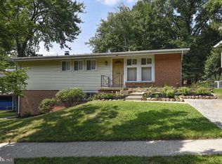 11402 Fairoak Dr, Silver Spring, MD 20902