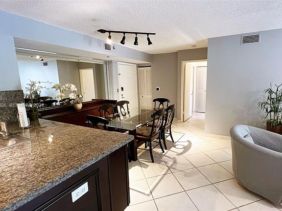 5th image of 19555 E Country Club Dr #8305