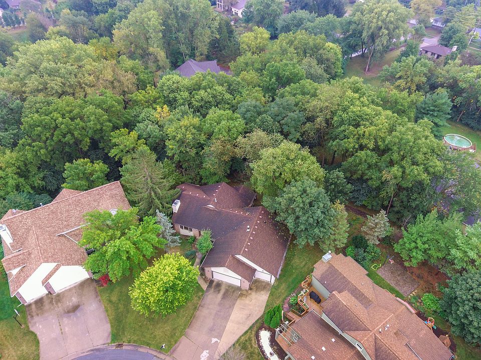 1st image of 1606 Woodhaven Cir