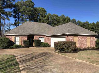 523 Pelahatchie Shore Dr, Brandon, MS 39047