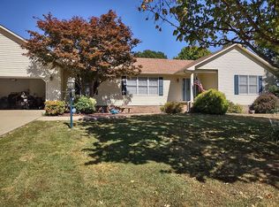 985 Mari Dr, Paducah, KY 42003