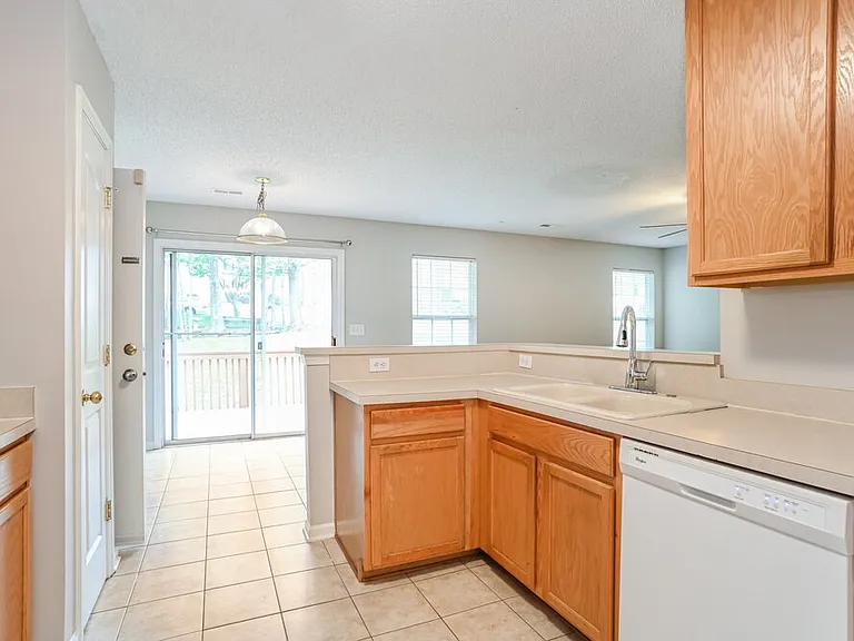9361 Golden Pond Dr — Photo 7