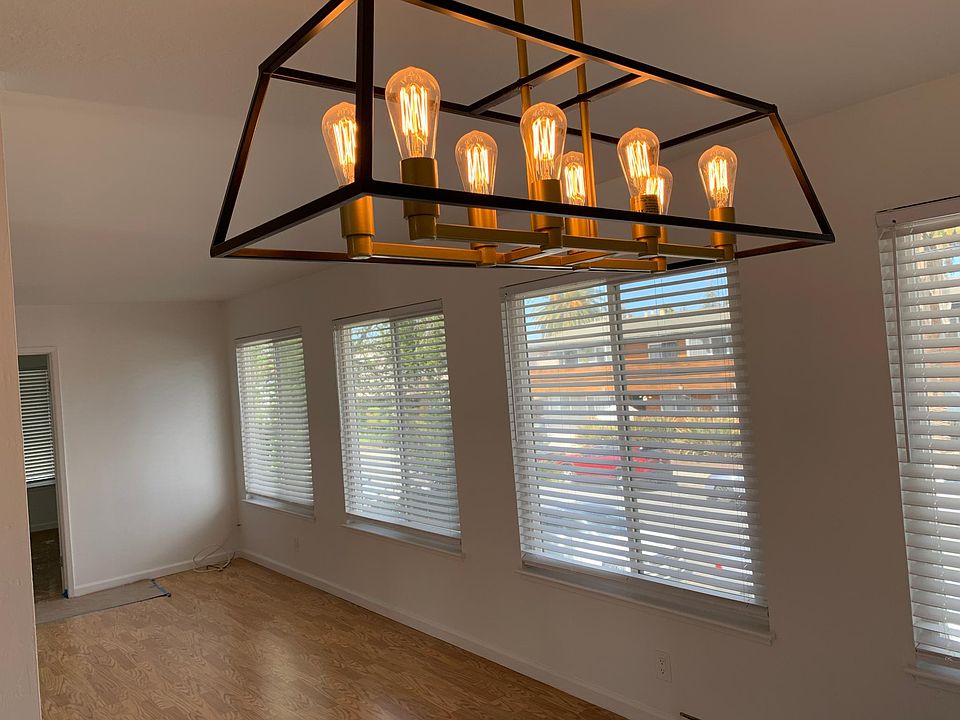 1st image of 1578 Regent St #7