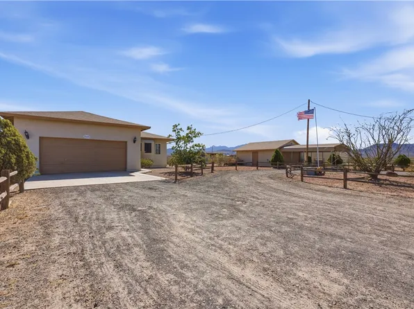 2859 W Malibu Rd, Golden Valley, AZ 86413