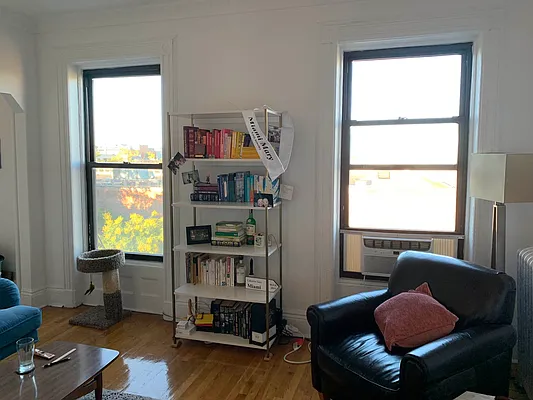 Rented by Linda N Eskander, LREB | media 3