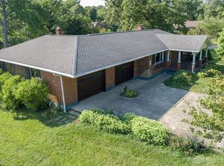 1851 Woods Dr, Dayton, OH 45432