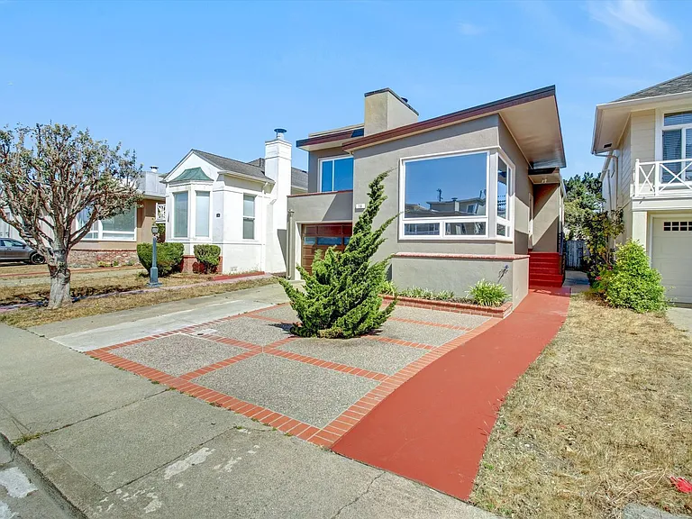 14 Castlemont Ave — Photo 31