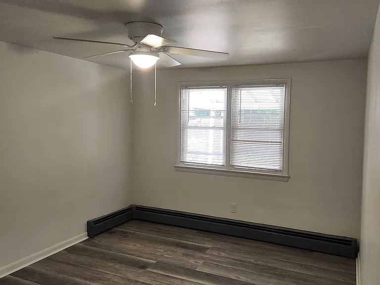 714 Carmen Dr #A — Photo 11