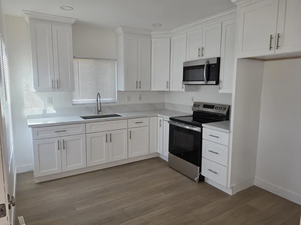 137 E Elm Ave, Fullerton, CA 92832