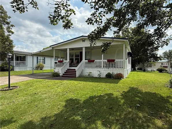 13 Perrys Way N, Dansville, NY 14437