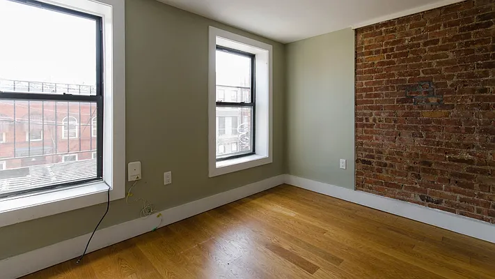 Rented by Nooklyn NYC LLC | media 17