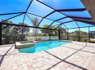 16124 Camden Lakes Cir, Naples, FL 34110