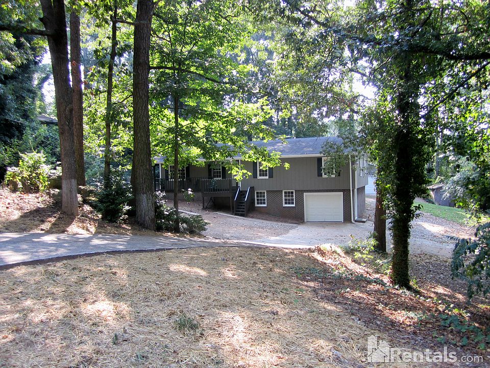 1st image of 315 Stockwood Dr