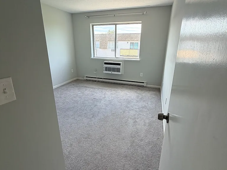 115 Short Beach Rd #307 — Photo 9
