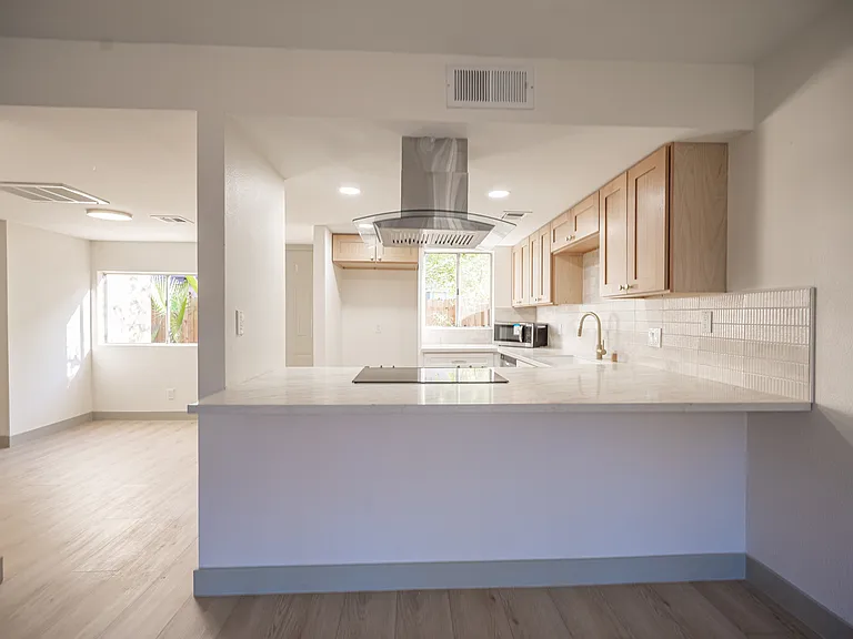 208 Bruce St #C — Photo 6