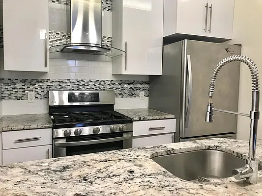 Rented by Corcoran | media 19