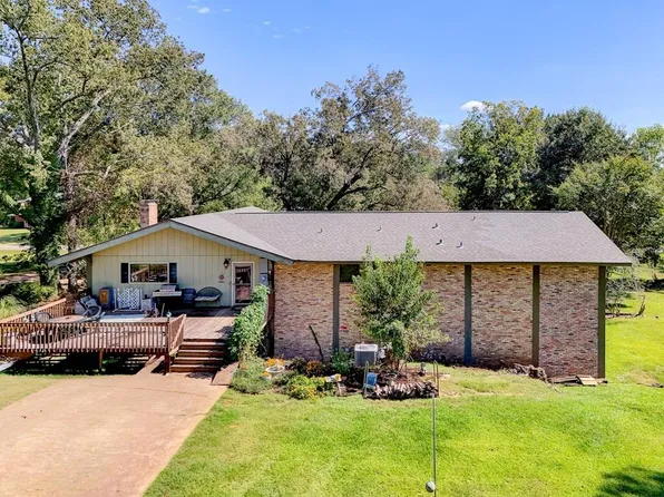 1107 Newitt Vick Dr, Vicksburg, MS 39183