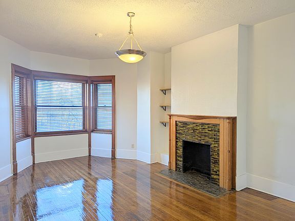 2nd image of 3612 S King Dr APT 3