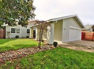 9385 Mira Del Rio Dr, Sacramento, CA