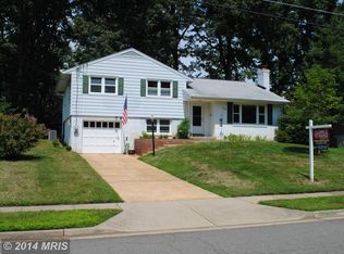 7418 Chatham St, Springfield, VA 22151
