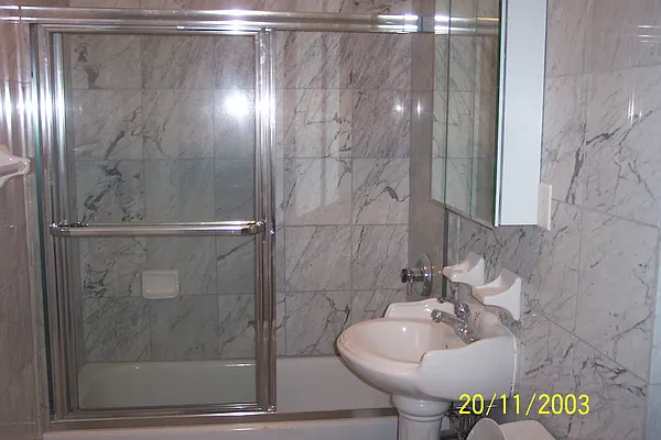 Rented by Singleton Realty | media 4