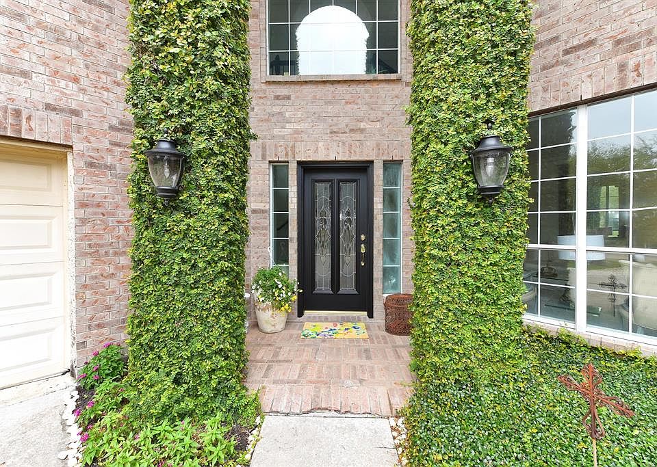 1st image of 3107 E Cedar Hollow Dr